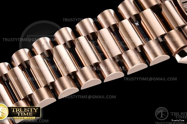 1211 RDD0219B – DayDate 36mm SportInspired 691